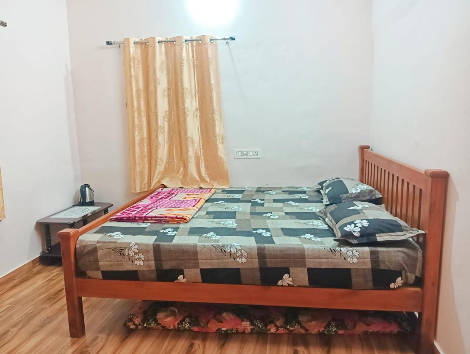 ホテル Kpr Residency Near Isha - Adiyogi Alāndurai エクステリア 写真